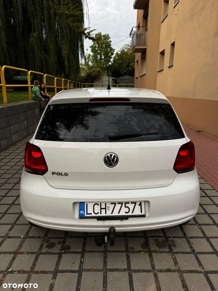 Volkswagen Polo 2010 photo 2