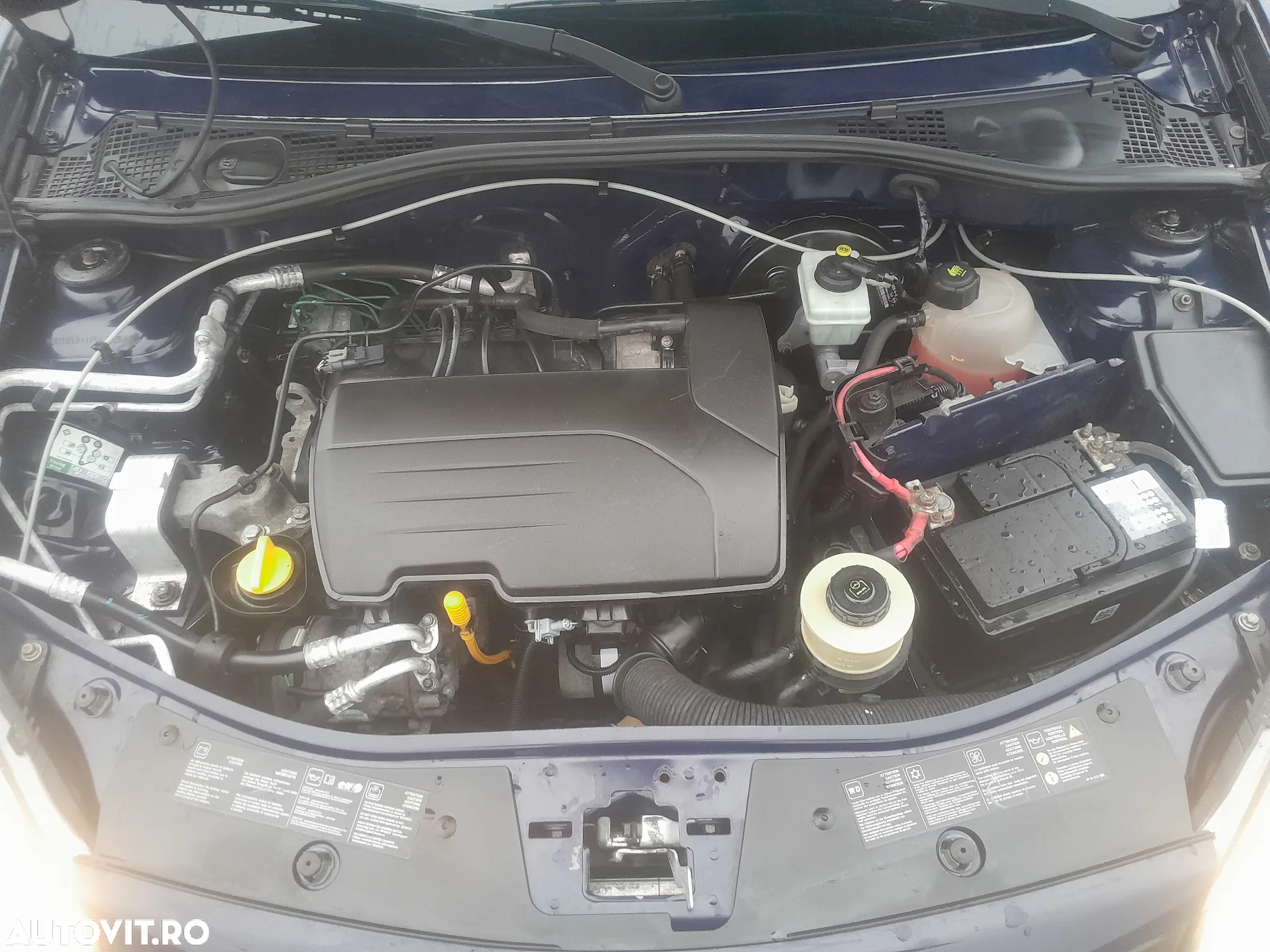 Dacia Sandero - 8