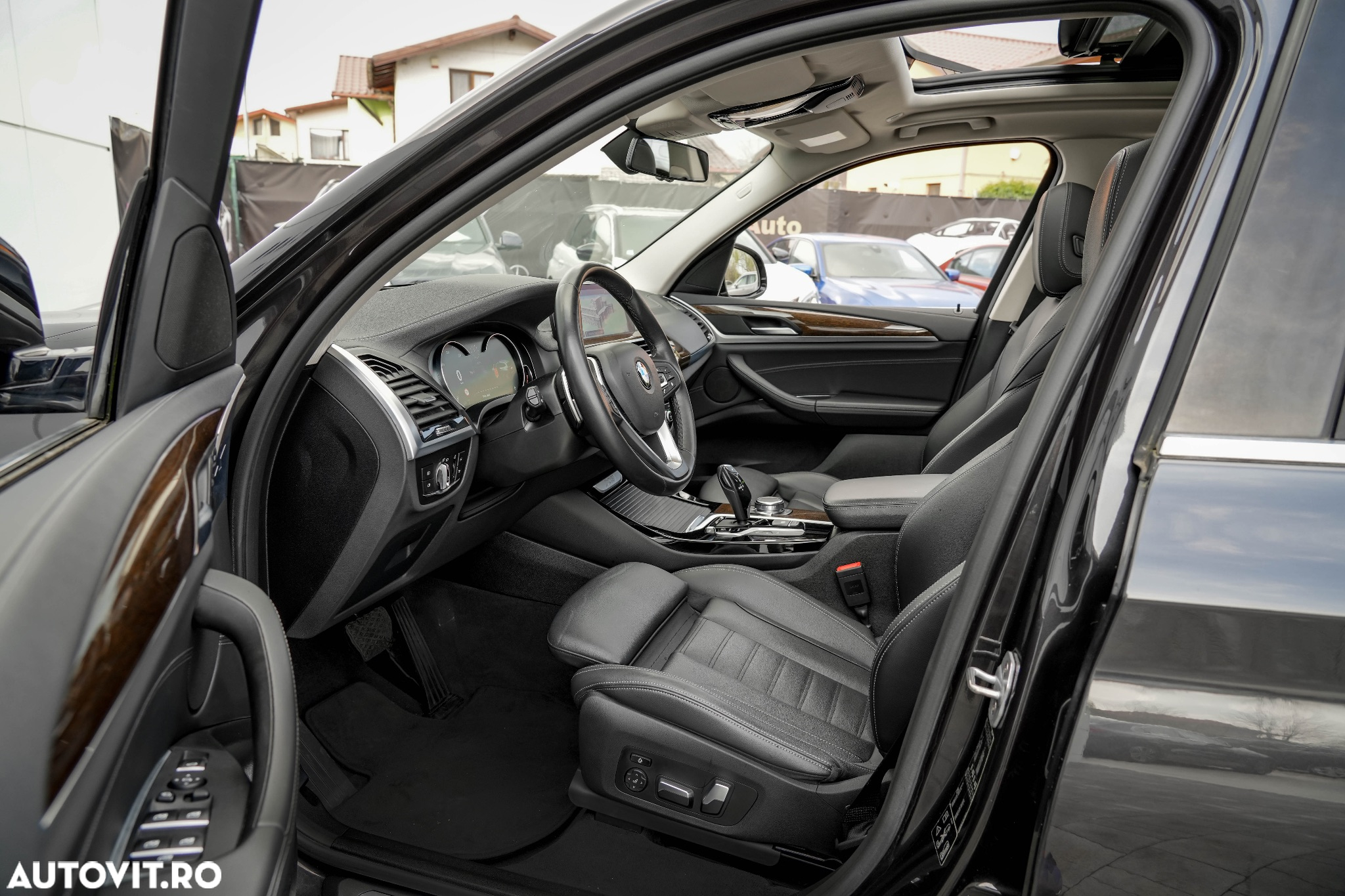 BMW X3 xDrive20i AT Luxury Line - 6