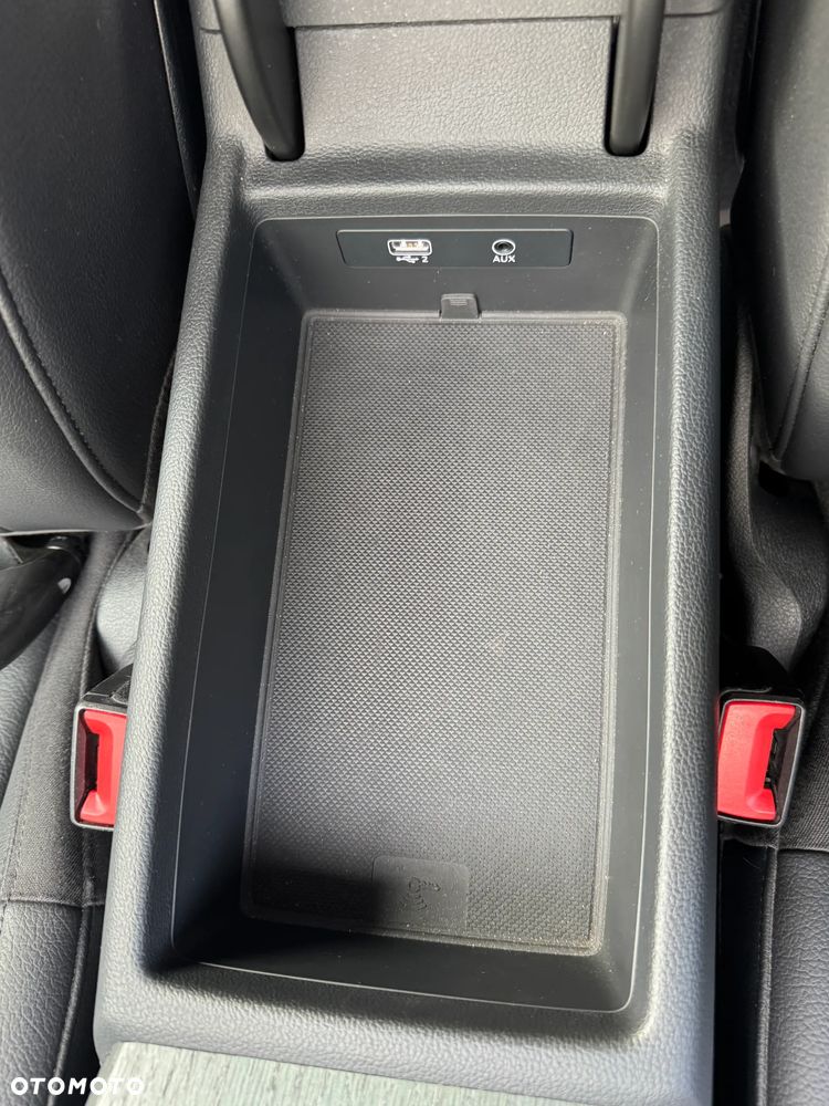 Audi A4 Limousine - 18