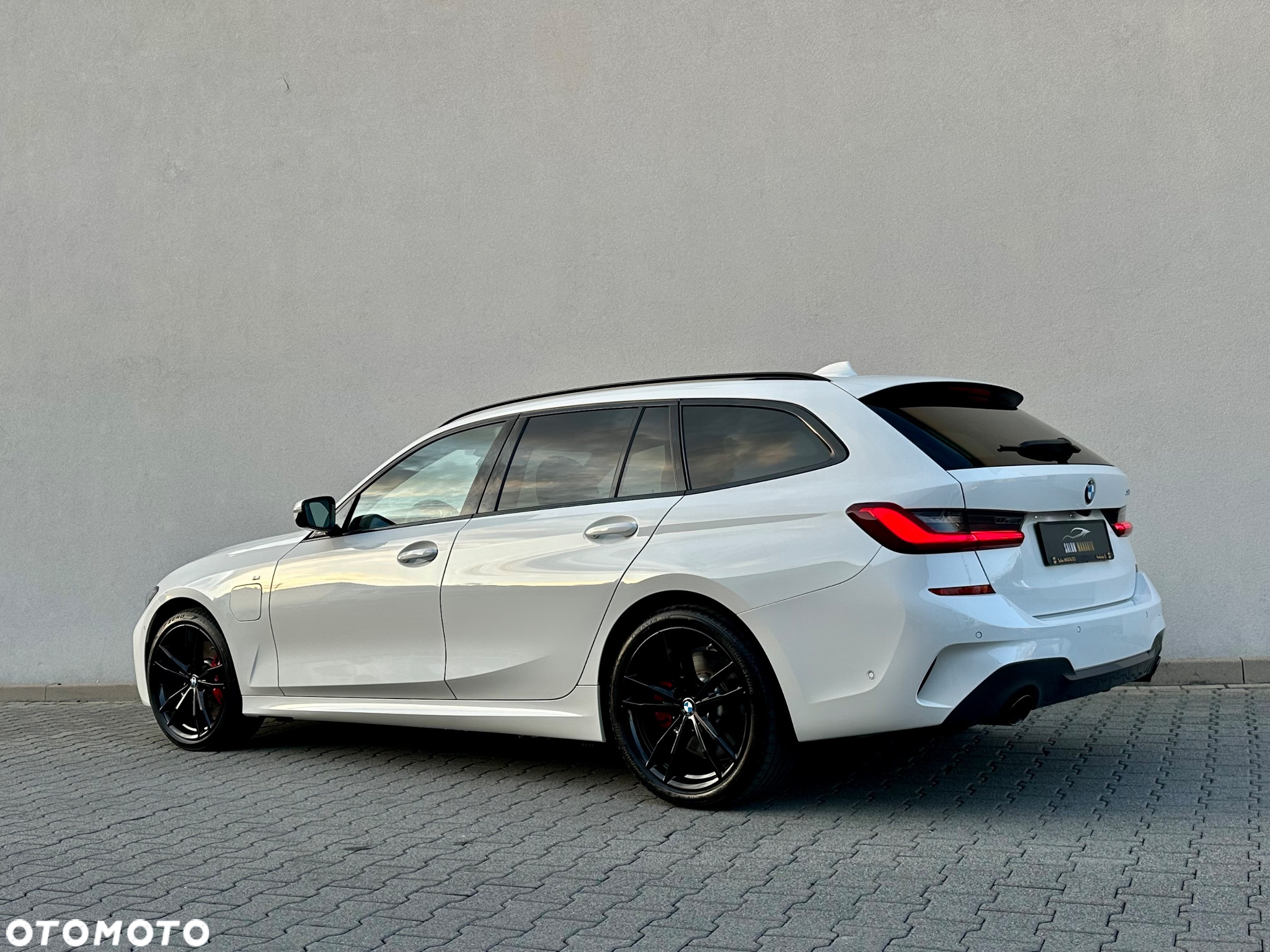 BMW Seria 3 330e PHEV M Sport sport - 9