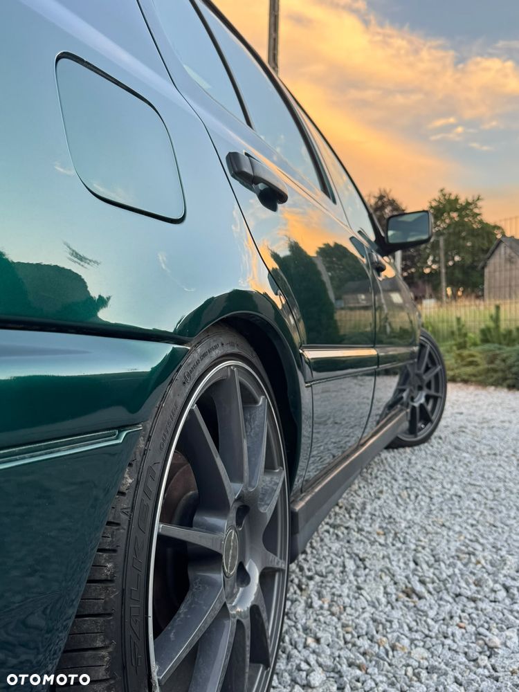Volkswagen Vento - 8