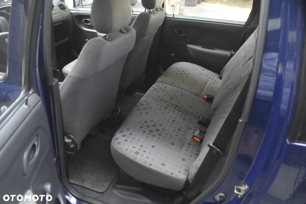 Opel Agila 1.0 Club - 8