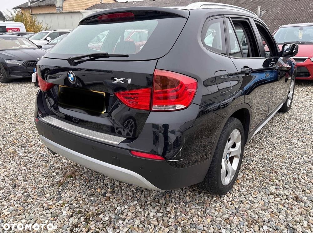 BMW X1 sDrive18i xLine - 4