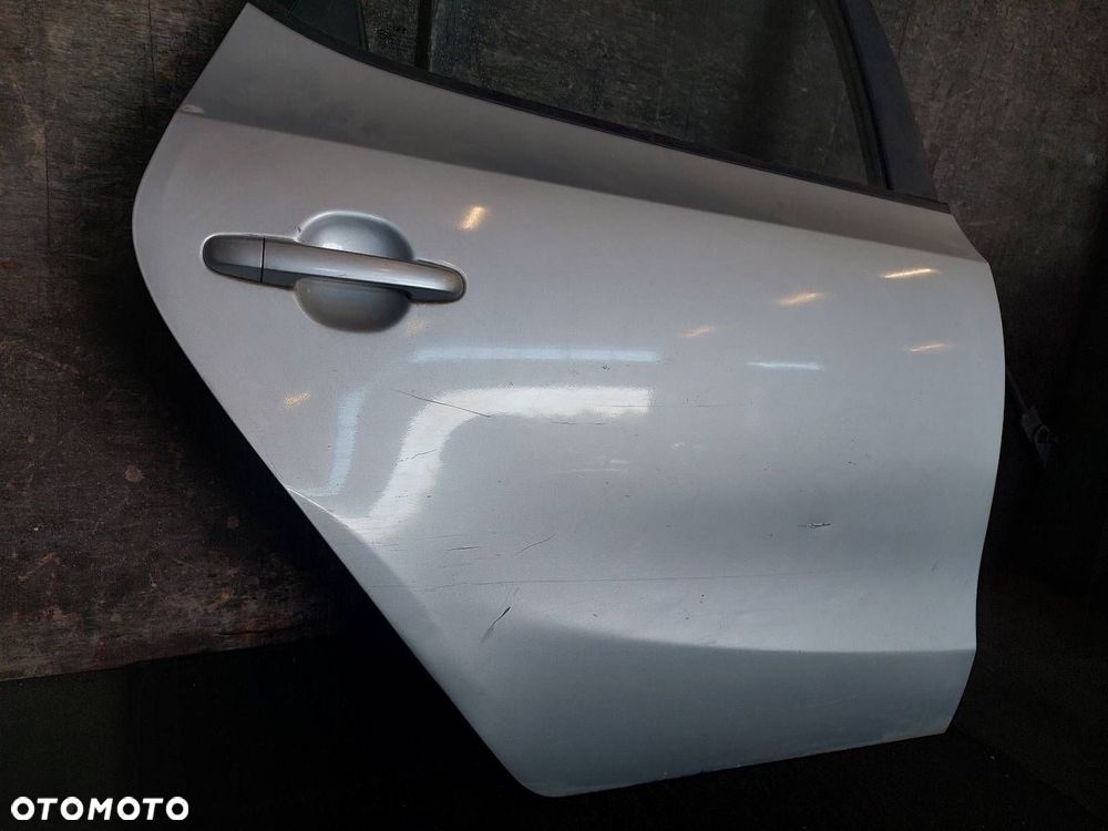 DRZWI KOMPLETNE PRAWY TYŁ HYUNDAI I30 I HB 5D 2R - 2