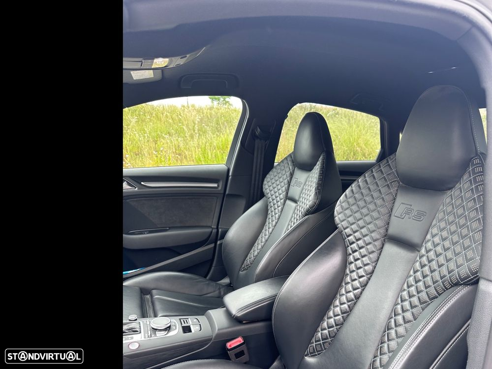 Audi RS3 Limousine 2.5 TFSI quattro S tronic - 13