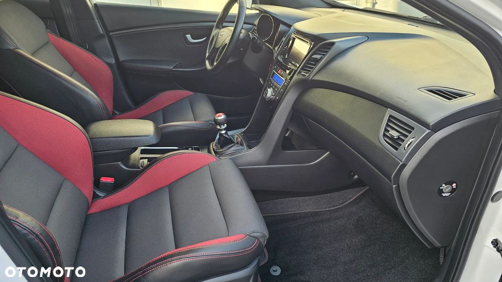 Hyundai i30 1.6 GDI Turbo Sport - 33
