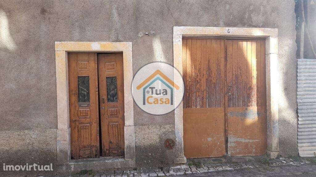 Moradia T2 para Reabilitar Centro Cantanhede - Grande imagem: 3/14