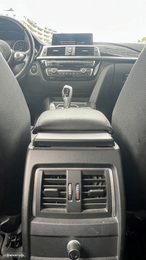 BMW 330 e iPerformance Line Sport - 8