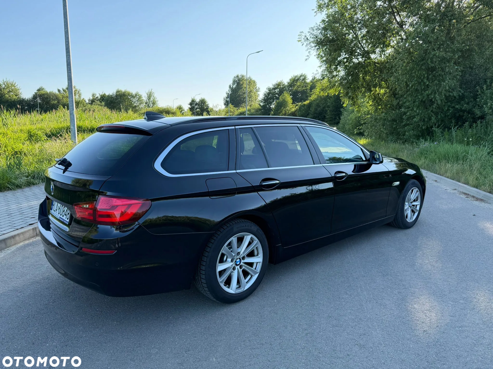 BMW Seria 5 520d Touring Luxury Line - 7