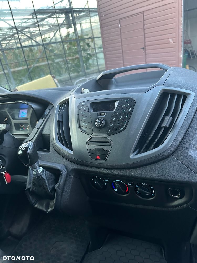 Ford Transit - 7