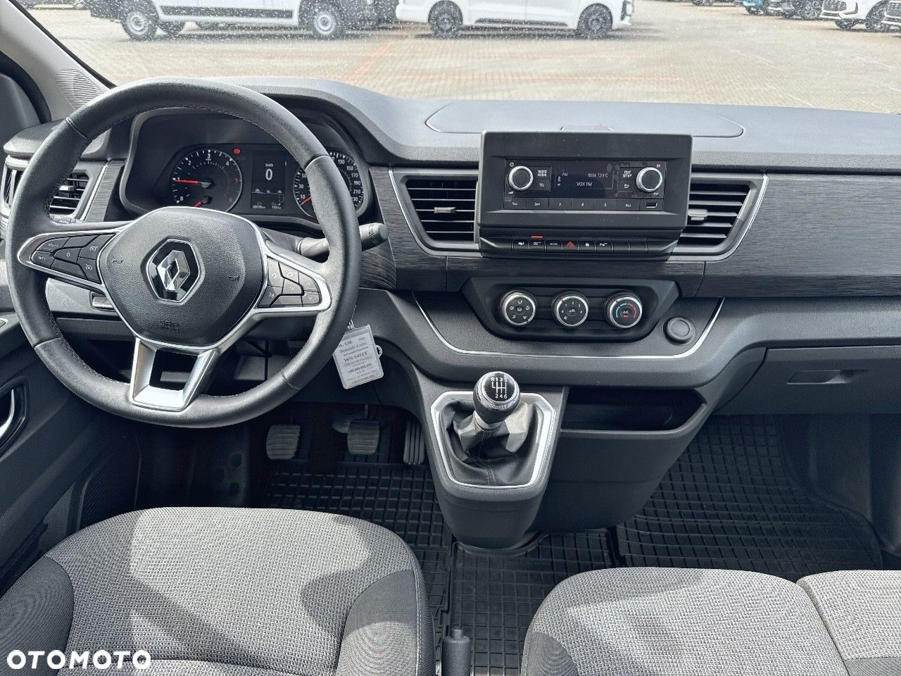 Renault Trafic - 8