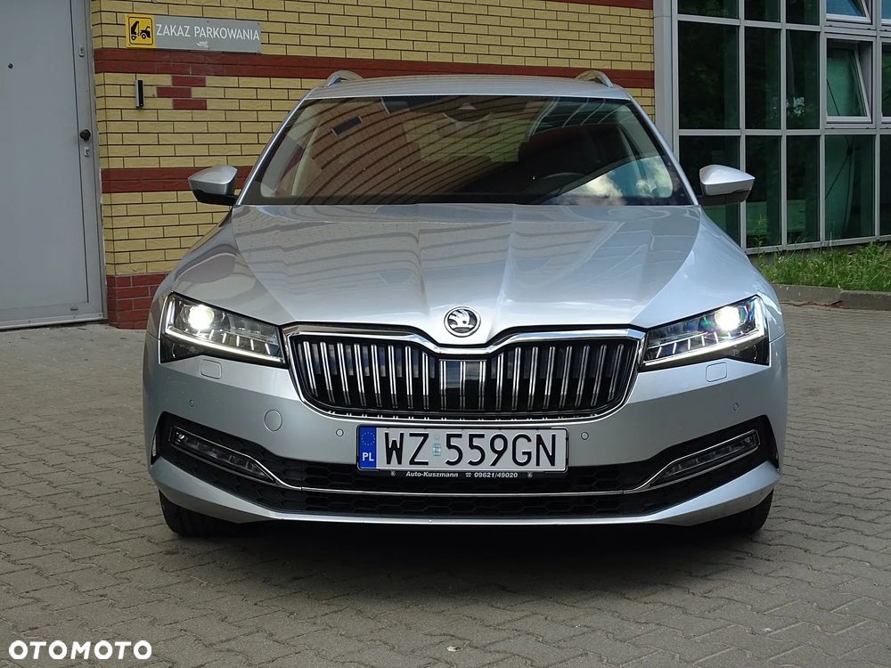 Skoda Superb 2.0 TDI SCR Style DSG - 5