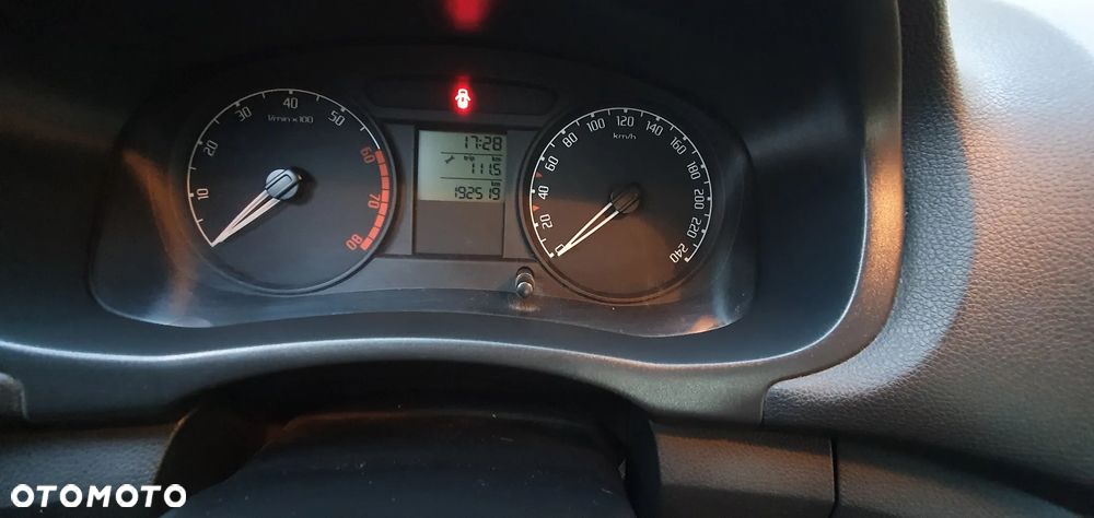 Skoda Fabia - 12