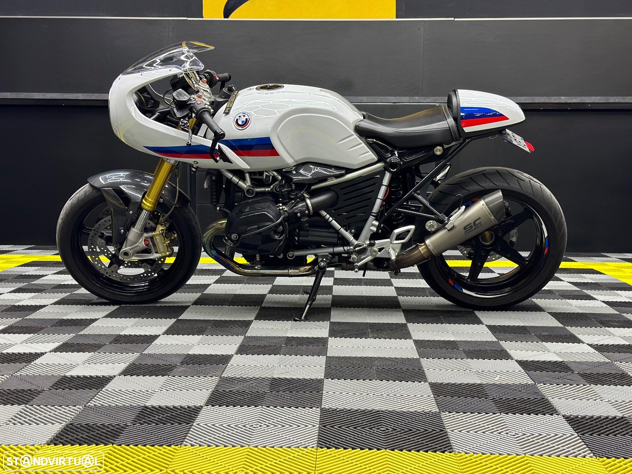 BMW R nineT - 14