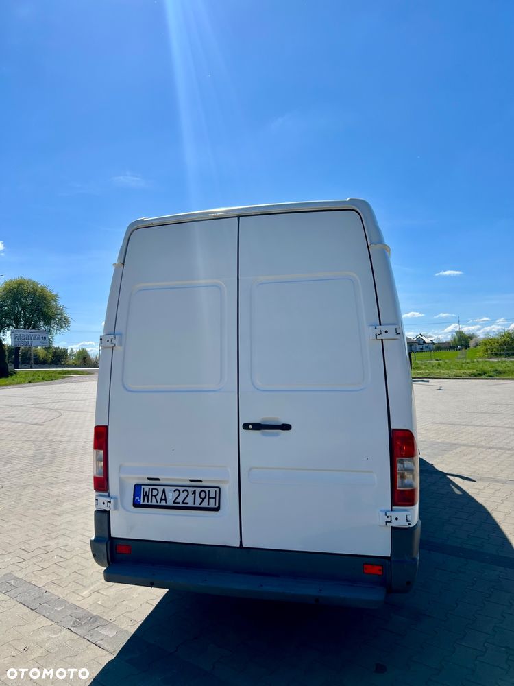 Mercedes-Benz Sprinter 906.255 - 14