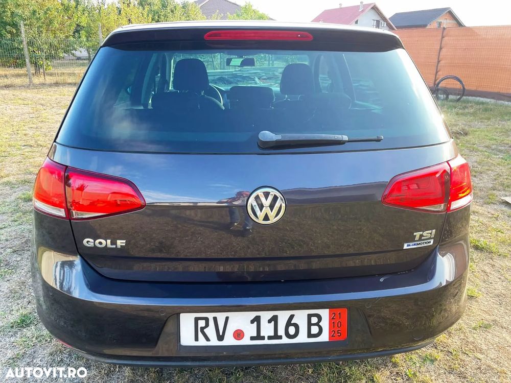 Volkswagen Golf - 18