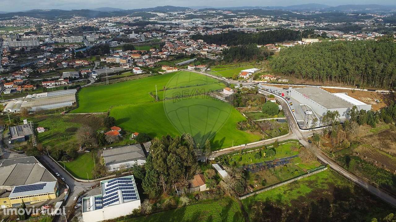 Terreno  para venda - Grande imagem: 2/19