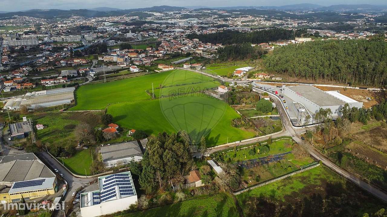 Terreno  para venda - Grande imagem: 2/19