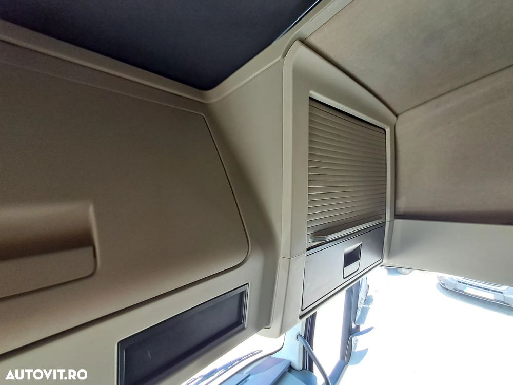 Volvo FH 460 GLOBETROTTER AUTOMAT EURO 6 MEGA - 27