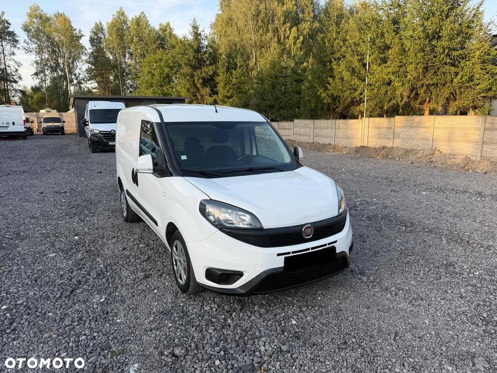 Fiat DOBLO / 1.6D / FV23% / NAJBOGATSZA WERSJA / 3 OSOBOWY / NAVI / CARPLAY - 5