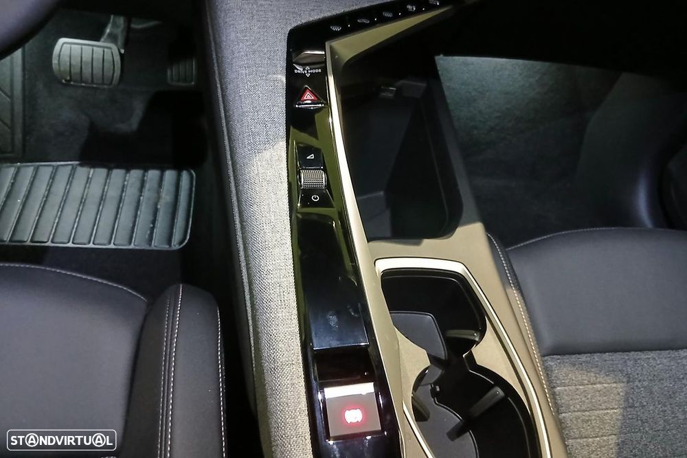 Peugeot 5008 1.2 Hybrid Allure e-DCS6 - 9