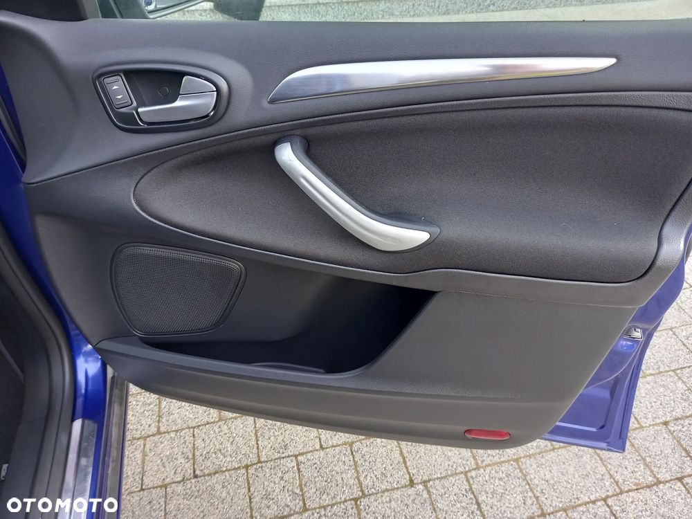Ford S-Max 2.0 TDCi DPF Titanium - 34