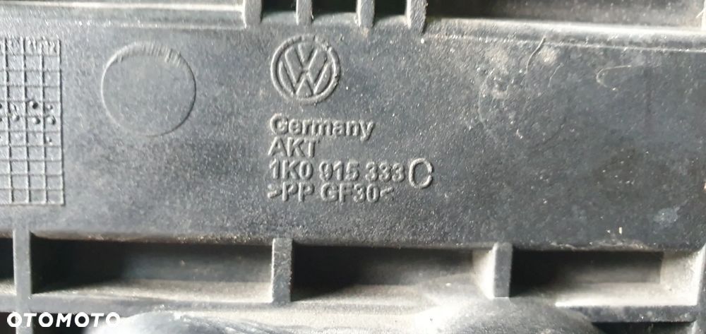 Obudowa podstawa akumulatora VW Passat B6 1K0915443A 1K0915333C 1K0915335C 1K0915336B - 6