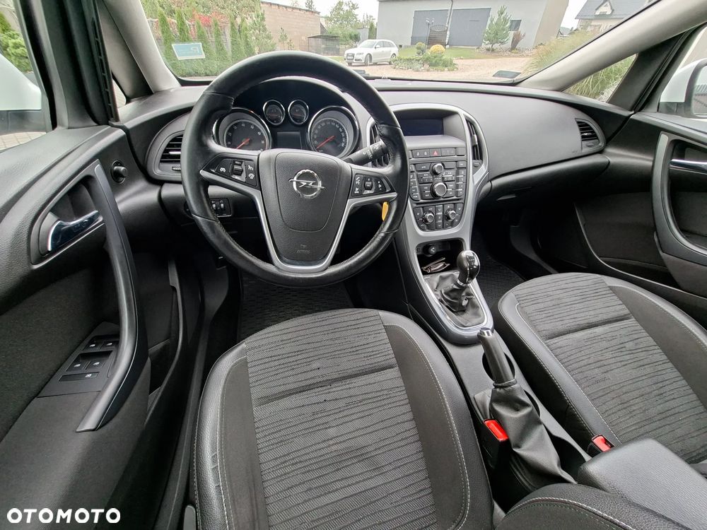Opel Astra - 11
