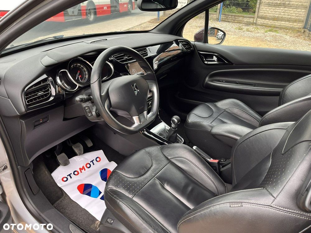 Citroën DS3 1.6 VTi SoChic - 12