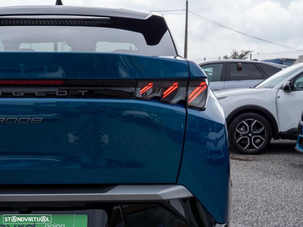 Peugeot E-3008 73 kWh GT - 14