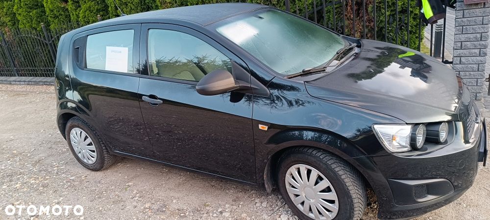 Chevrolet Aveo - 8