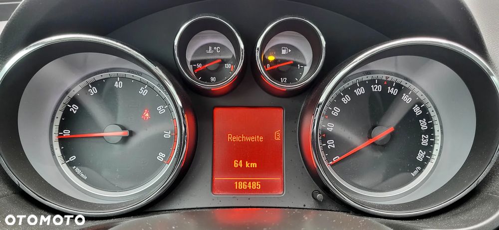 Opel Insignia 1.8 Cosmo - 24