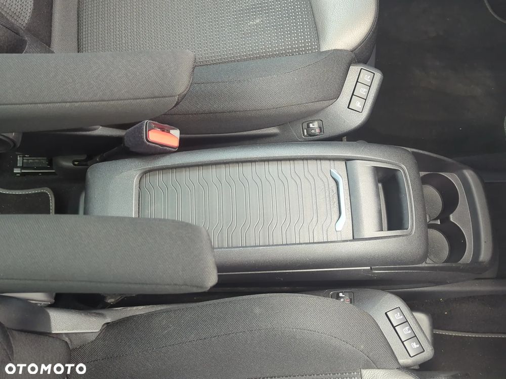 Citroën C4 Picasso PureTech 130 Stop&Start EAT6 SHINE - 29