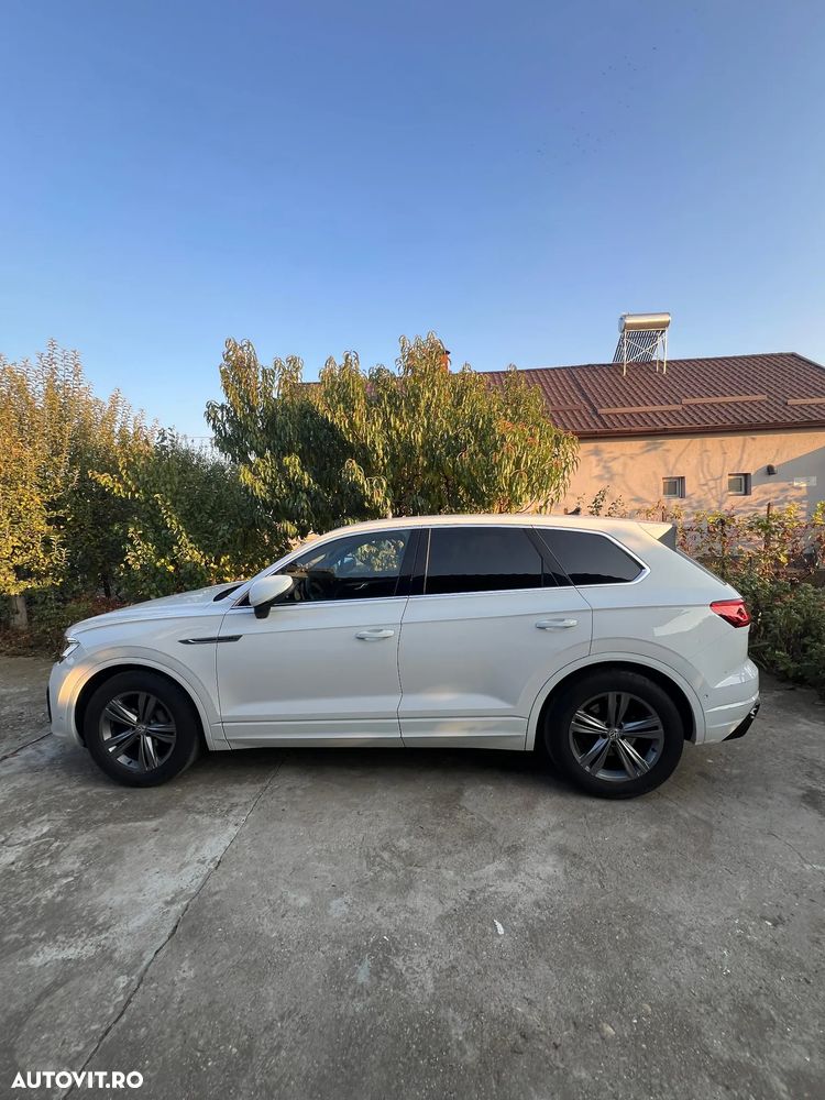 Volkswagen Touareg - 3