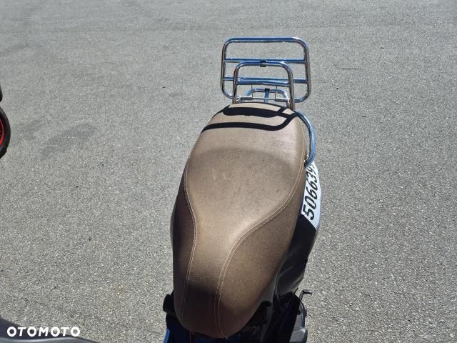 Piaggio Vespa - 6
