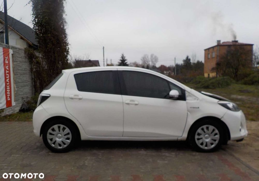 Toyota Yaris - 14