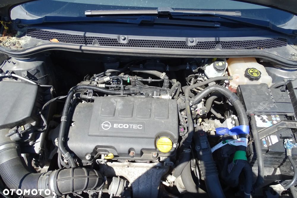 Opel Astra 1.4 T Cosmo S&S - 20