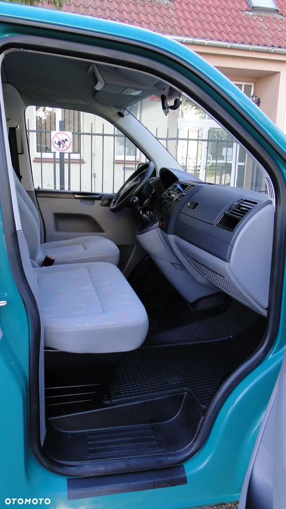 Volkswagen Transporter - 8