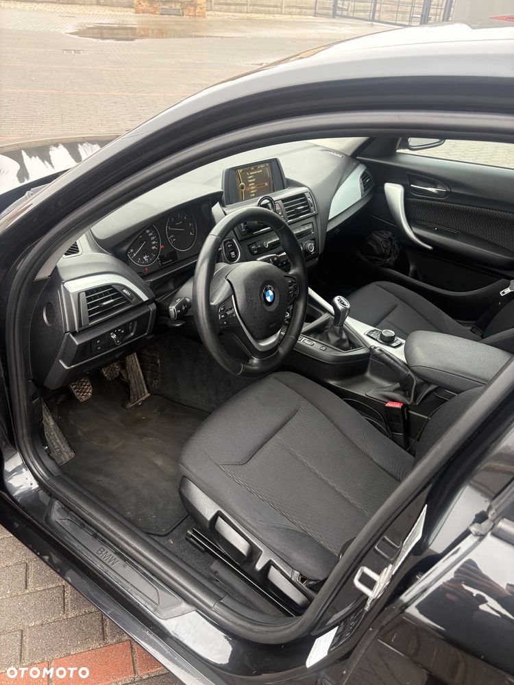 BMW Seria 1 118d DPF - 8