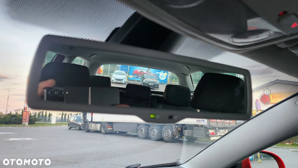 Volkswagen Passat 2.0 TDI DPF Trendline - 11