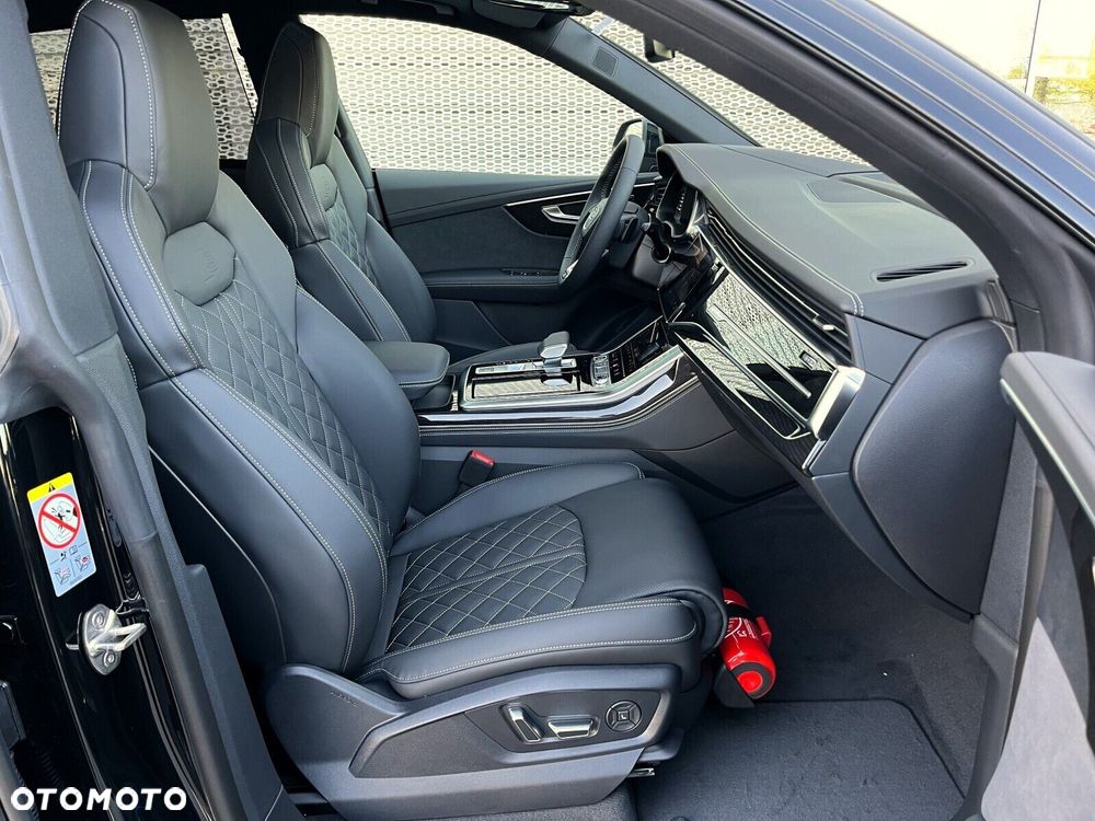 Audi Q8 - 21