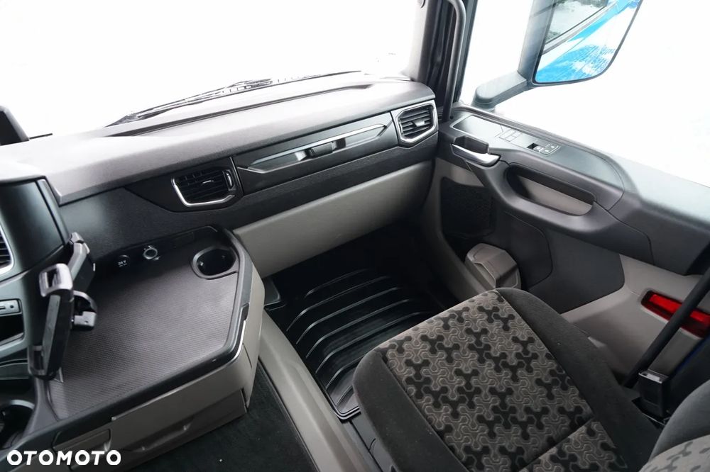 Scania R 450  / RETARDER / PEŁNY ADR /  KLIMATYZACJA POSTOJOWA / ALUFELGI / 2022 ROK / - 30