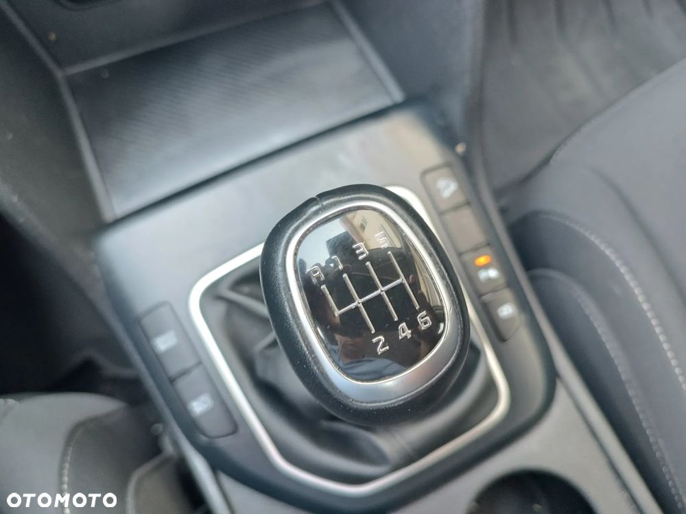 Kia Sportage - 14