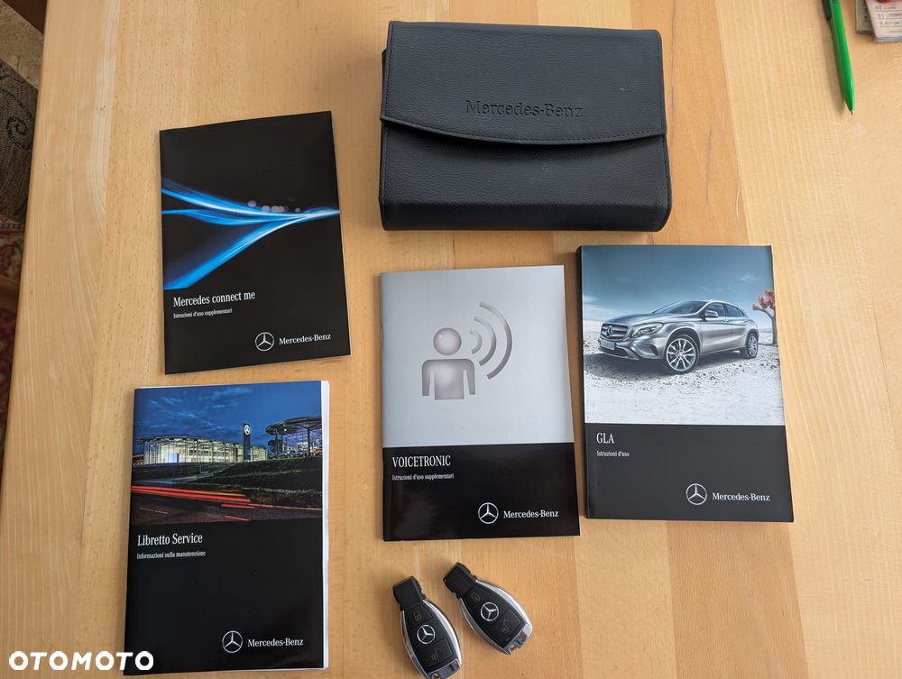 Mercedes-Benz GLA 180 d 7G-DCT AMG Line - 27