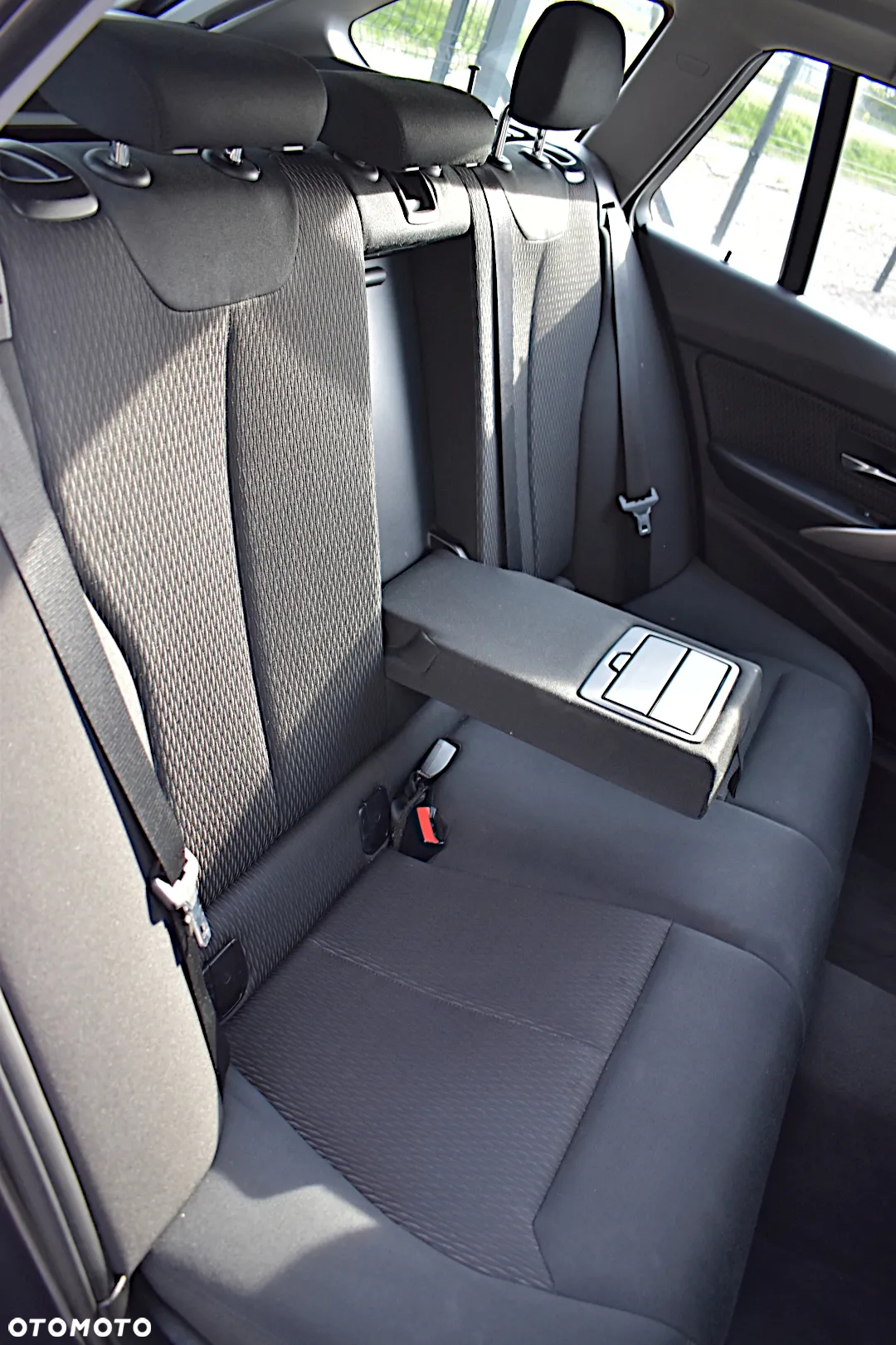BMW Seria 3 - 35