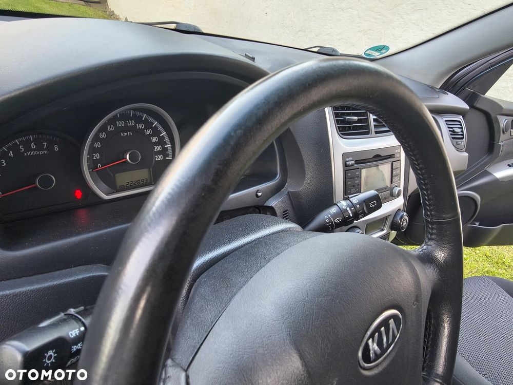Kia Sportage - 12