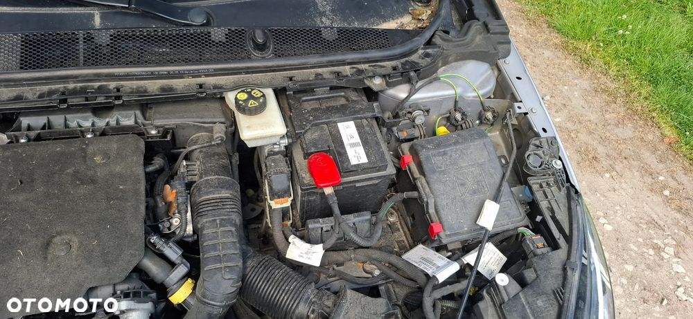 Peugeot 308 - 11