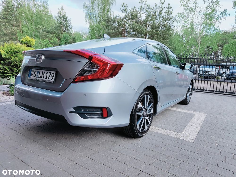 Honda Civic 1.5 i-VTEC Turbo CVT Executive - 31