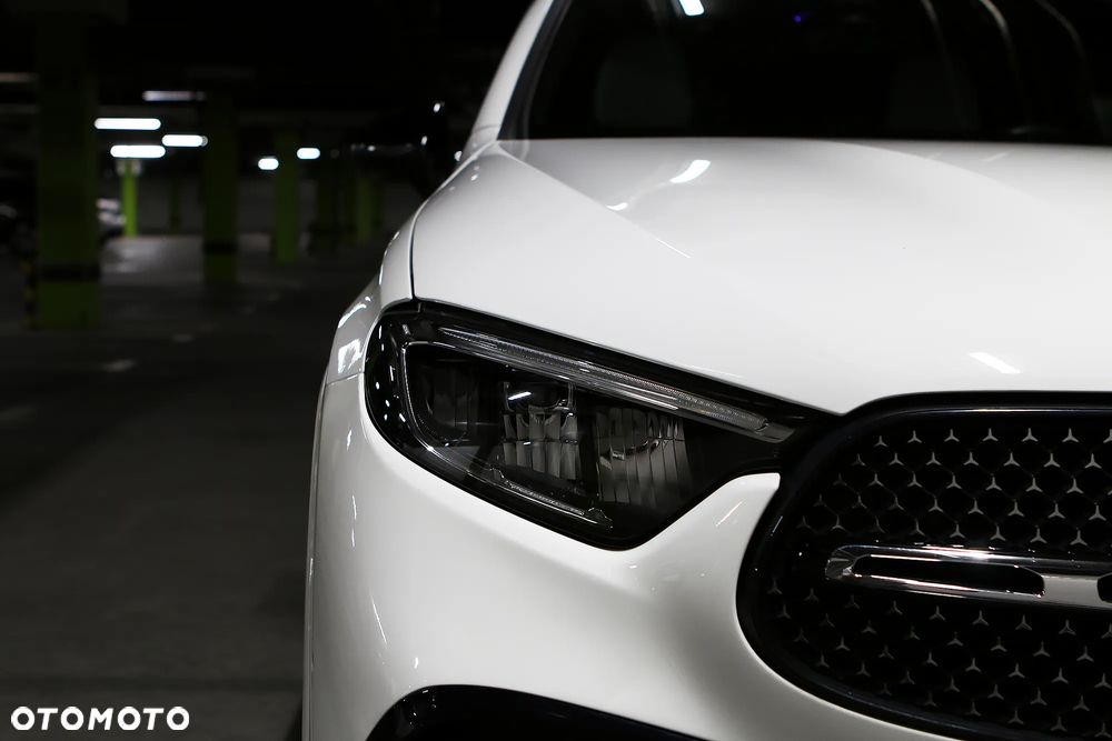 Mercedes-Benz GLC 300 mHEV 4-Matic AMG Line - 9